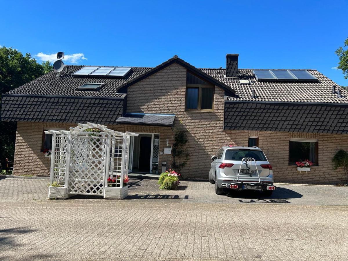 Gaestehaus Zum Buchenweg Hasenfeld Buitenkant foto